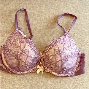 Victoria’s Secret Body by Victoria Push-up bra